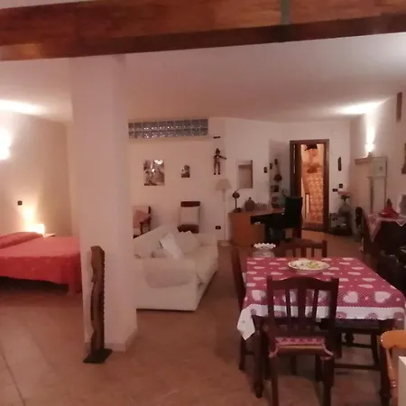 Prázdninový dům La Taverna Di Lo' *